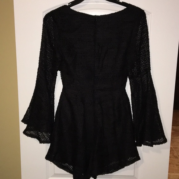 NWT ROMPER - Picture 6 of 6